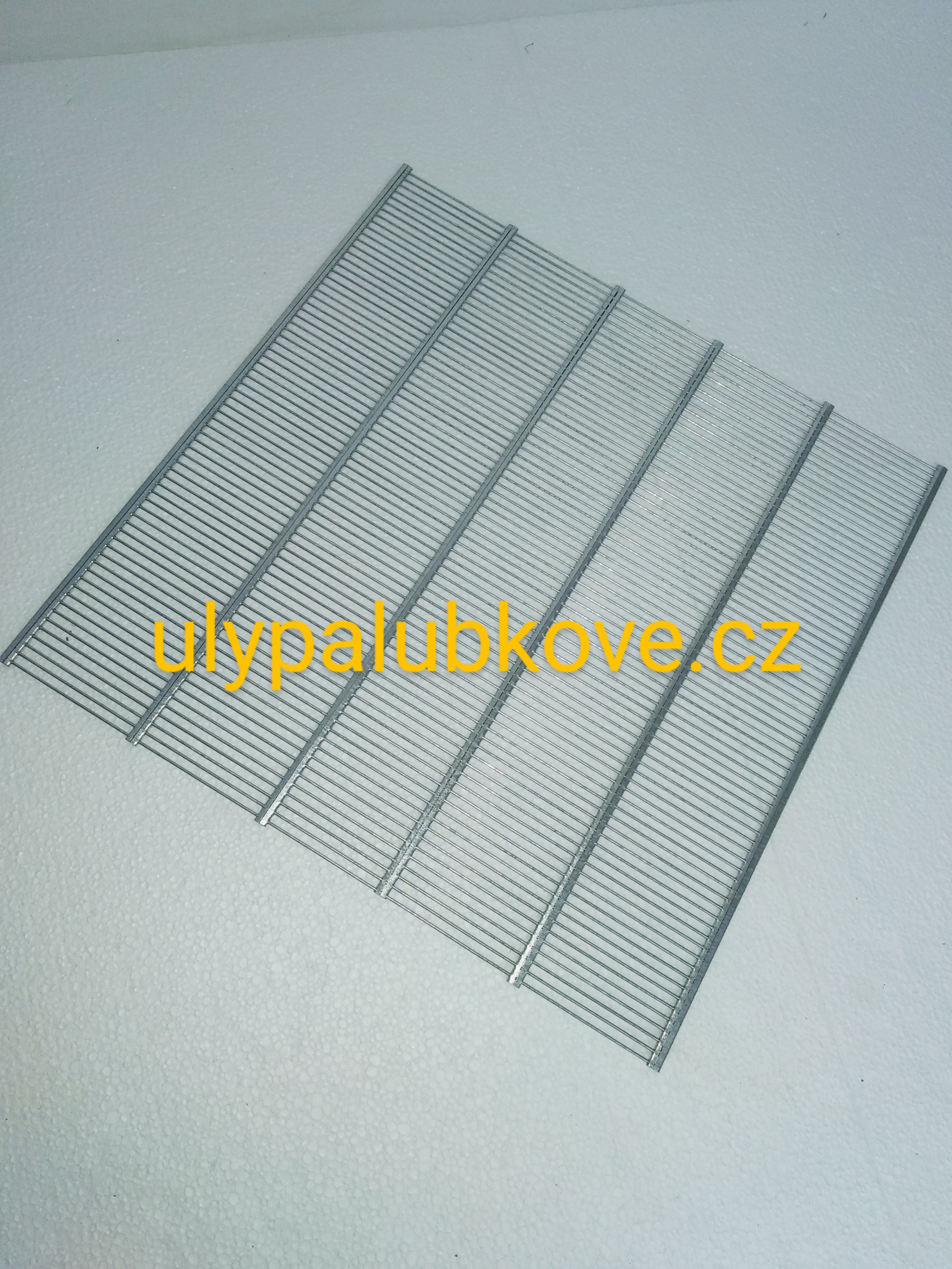 matří mřížka kovová 420x420 pro nástavky 2cm a 3cm