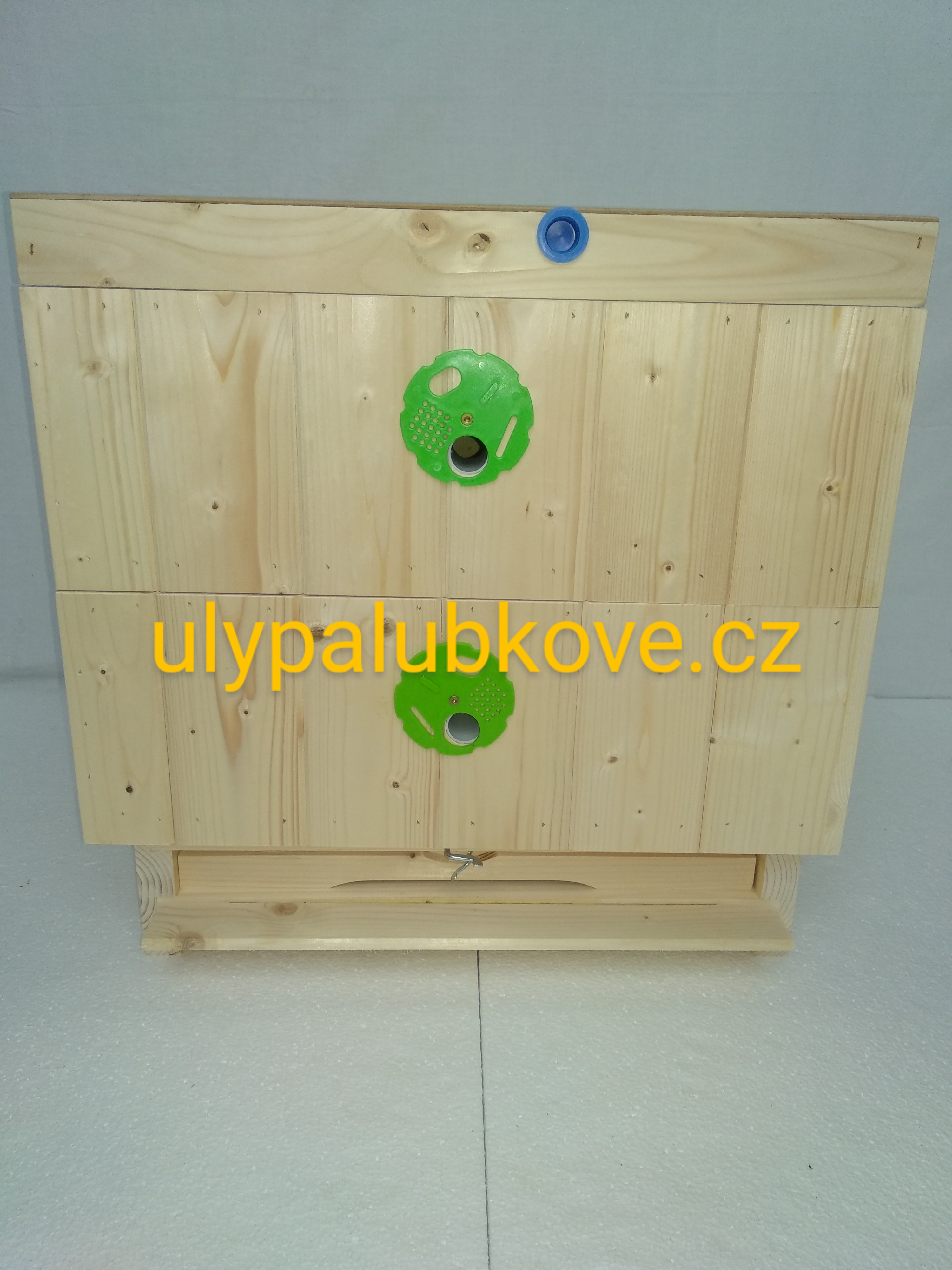 úly zateplení 2cm 39x17 s palubkovým víkem a dnem varroa