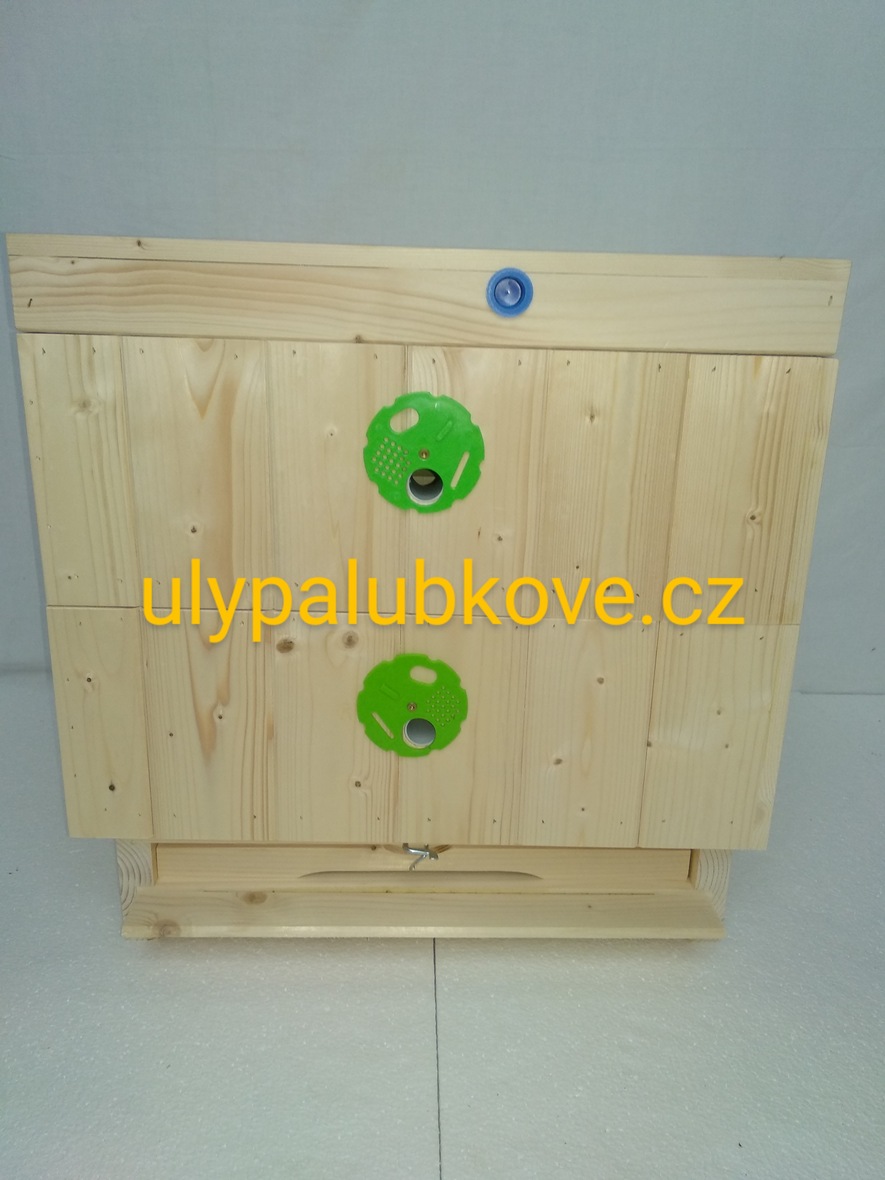 úly zateplení 2cm 37x17 s palubkovým víkem a dnem varroa