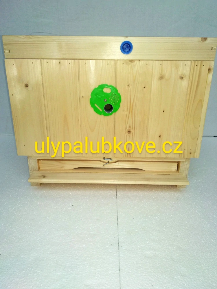 úl palubkový zateplení 2cm s jedním nástavkem 39x30 vnitřním víkem a denm pevným