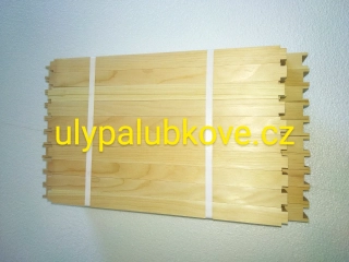rámkové přířezy vrtané borovice Vejmutovka 39x24(balení 50ks)