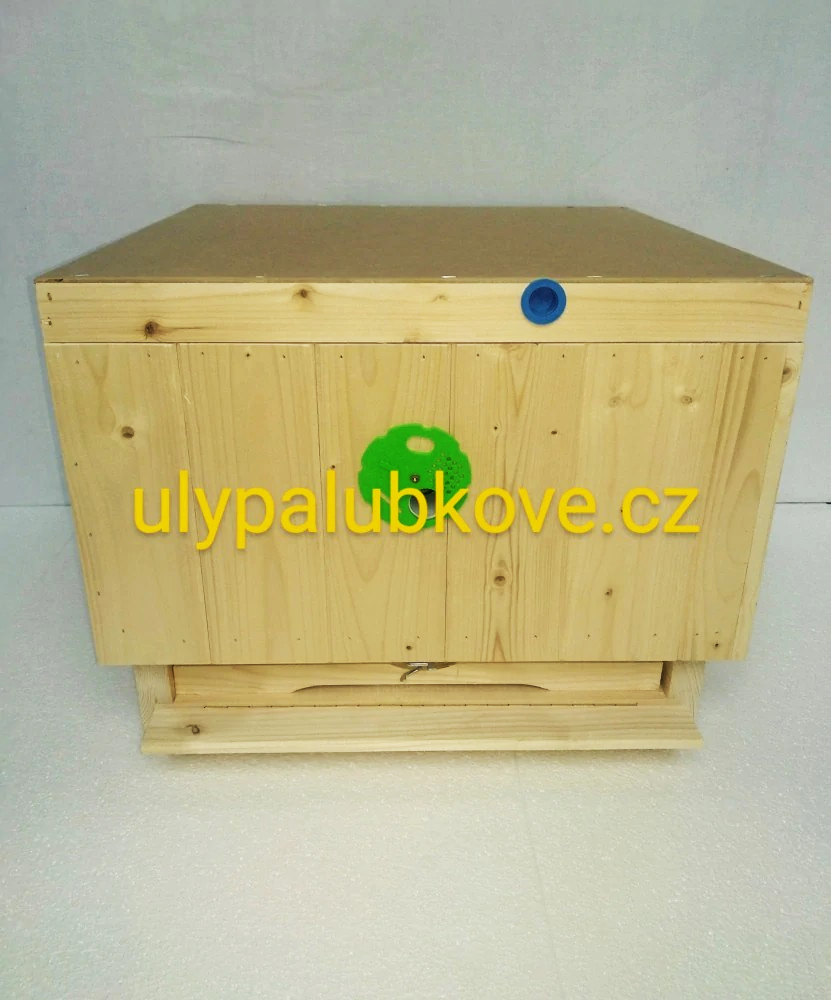 včelí úl palubkový zateplení 3cm